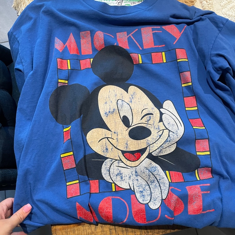 VINTAGE 90’s Disney World Mickey Mouse T-Shirt Size XL